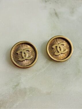 2 Chanel Buttons Metal